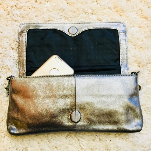 Keven Kline  pearlised clutch - Picture 3 of 8